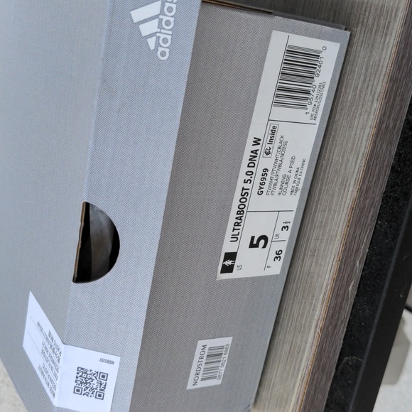 Adidas ULTRABOOST 5.0 DNA 😄 - Picture 8 of 8